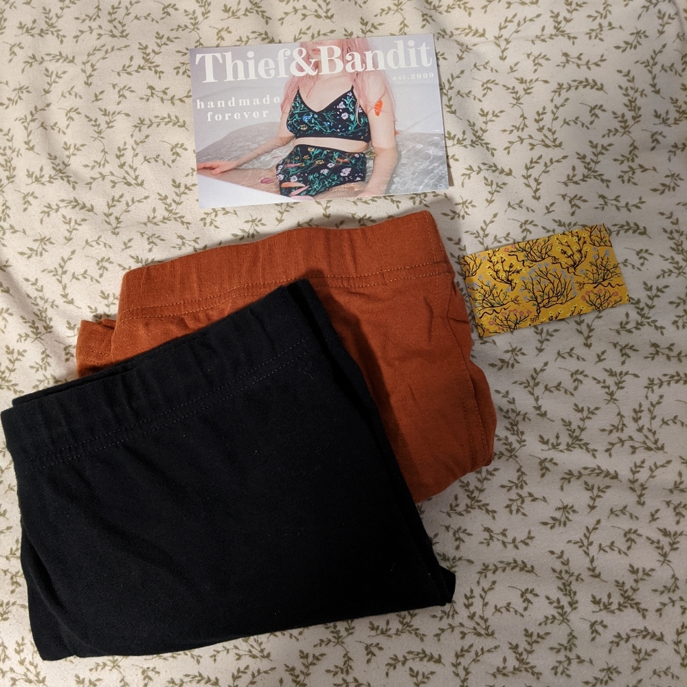 Two Thief & Bandit Yoga Bike shorts size large